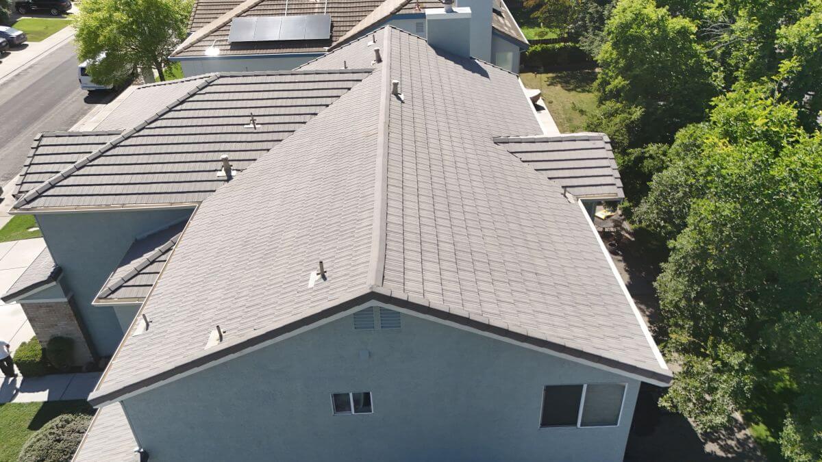 lodi-california-roof-cleaning-after.jpg