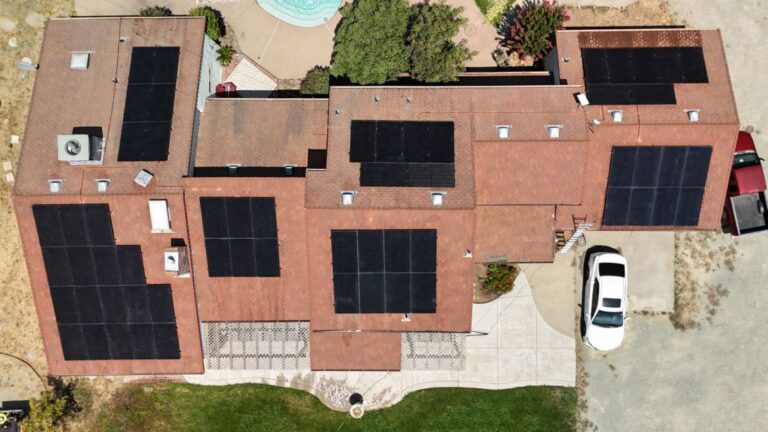 Clean-solar-panels-san-diego-california.