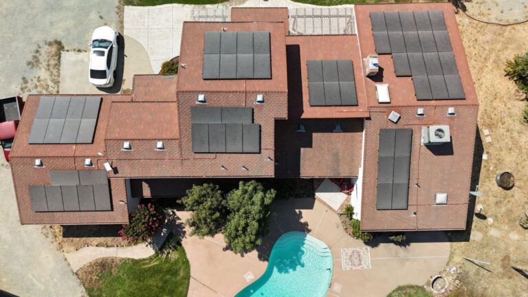 dirty-solar-panels-san-diego-california