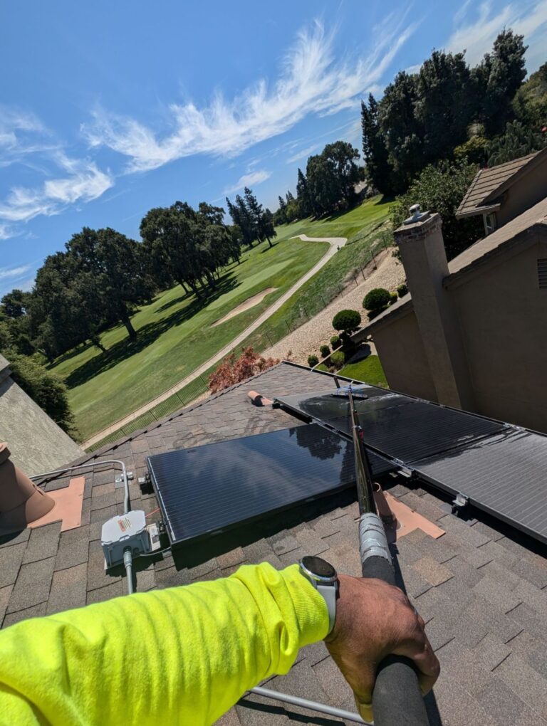 solar-panel-cleaning-west-sacramento